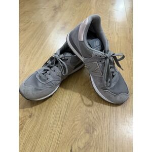 NEW BALANCE 500 Women's Athletic Sneakers Shoes Size 7.5 Gray &‎ Bronze